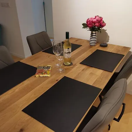 Tribunj S1 Apartment *